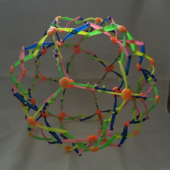 Expandable Breathing Ball - Picture 3 of 5